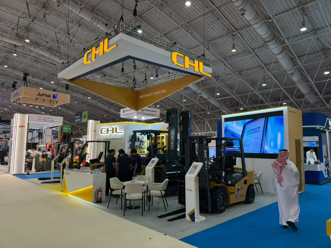 بوث CHL بعد التجهيز والتركيب – الصورة الأولى
